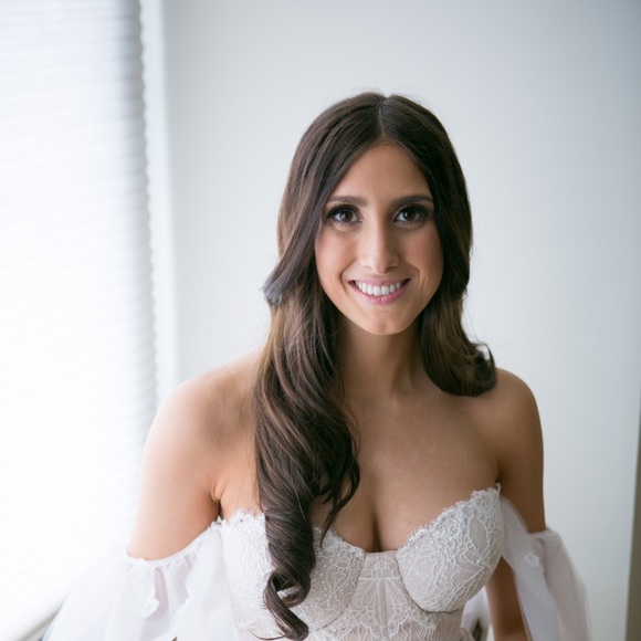 Meet your Posher, Melissa - Picture 1 of 1